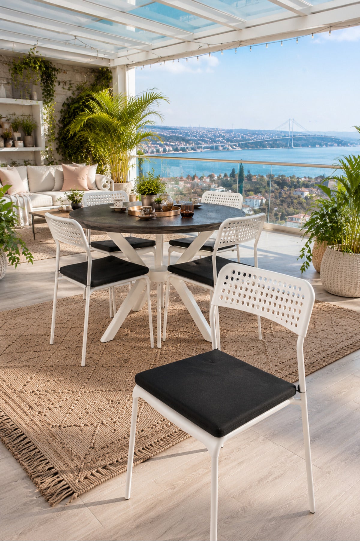 Siyah 4 Kişilik Minderli Balkon Takımı, Balkon Masası, Balkon Sandalyesi, Yuvarlak Masa, Yemek Masası, Mutfak Masa Sandalye Takımı, 4 Sandalye 1 Masa