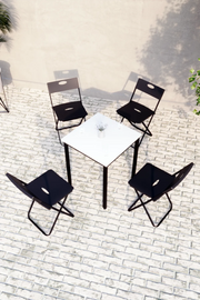 Balkon Bahçe 5’li Bistro Set | 1 Masa + 4 Katlanır Sandalye – Beyaz - Siyah